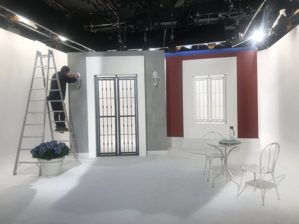 Preparazione Scenografia Mediaset